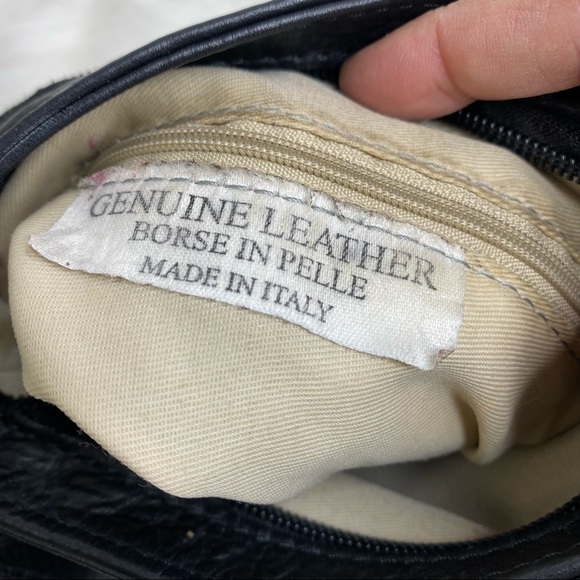 Italian Leather Crossbody Bag - Picture 9 of 9